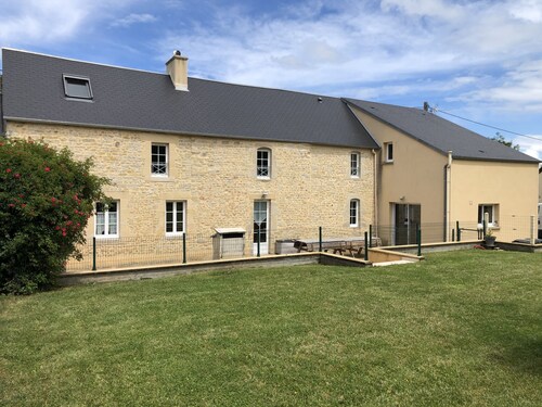 A large and comfortable house tastefully restored.
