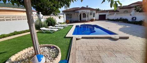 Alberca al aire libre