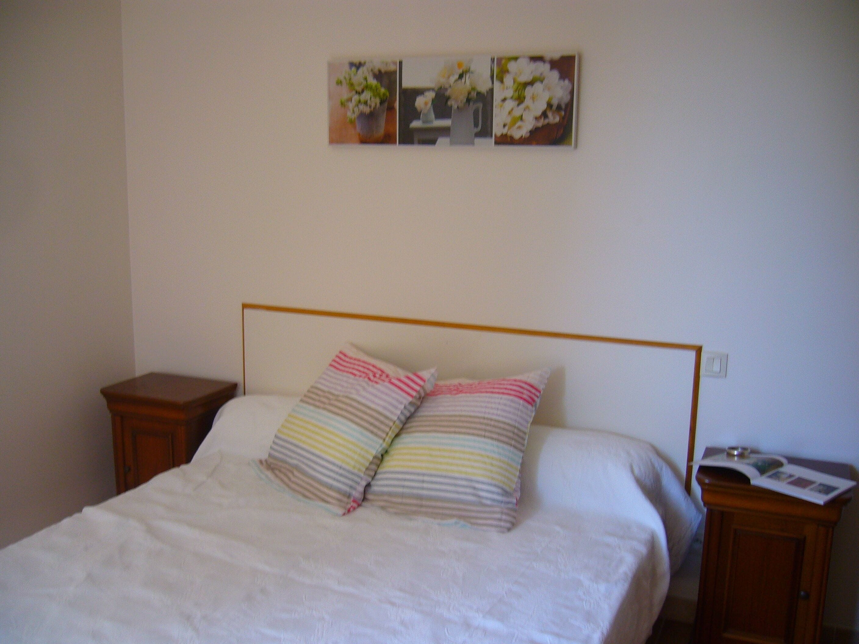 Fully restored cottage, overlooking the Gers countryside and the Pyrenees