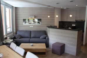 Interior - 5 * apt at the foot of the slopes (2150m), 3 balconies, 3 iPads, loudspeaker in each room (Tignes)