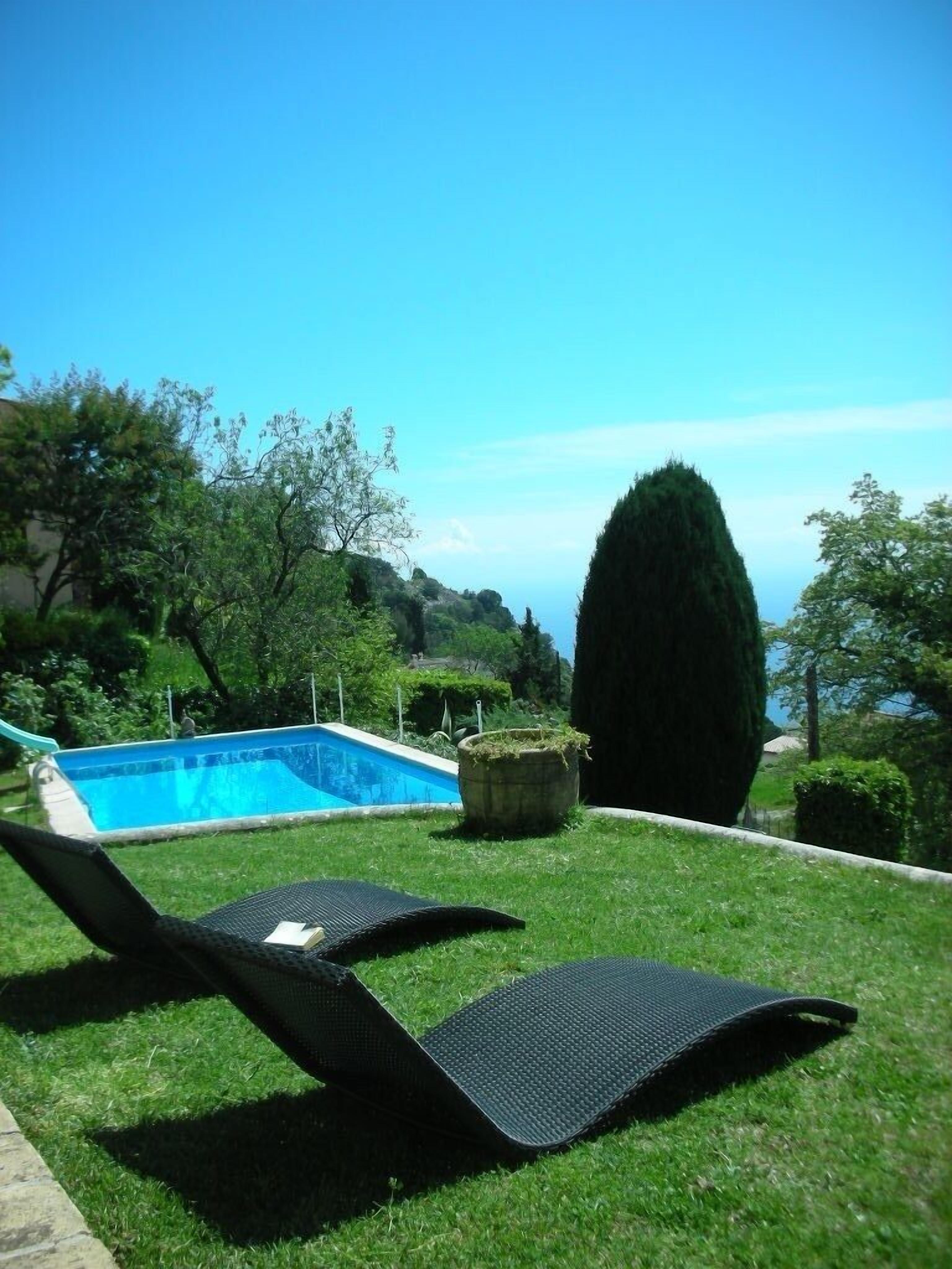 Piscina all'aperto