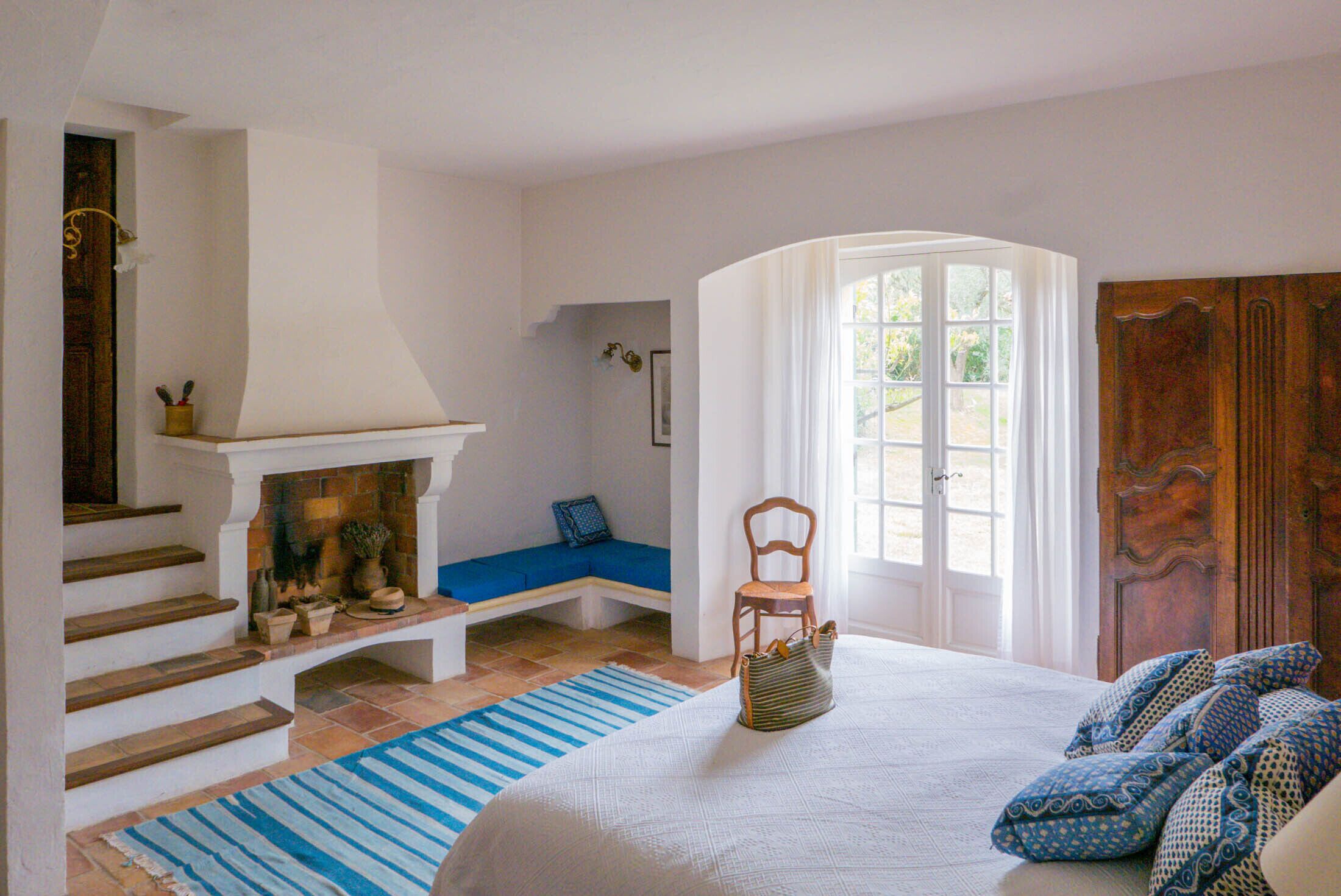 Saint Tropez Ramatuelle 7 bdr aircon villa heated pool on Cap Camarat 5mn beach