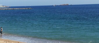 UDVIKLING AF ROCHER DE ROQUEBRUNE - GRUNDGULV - VILLA - BOLIG - PRIVAT POOL 