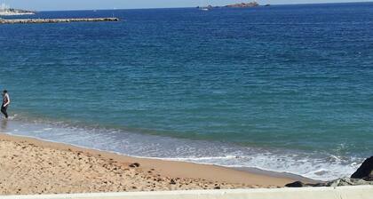 Independent ground floor of a villa, residential, garden and private pool