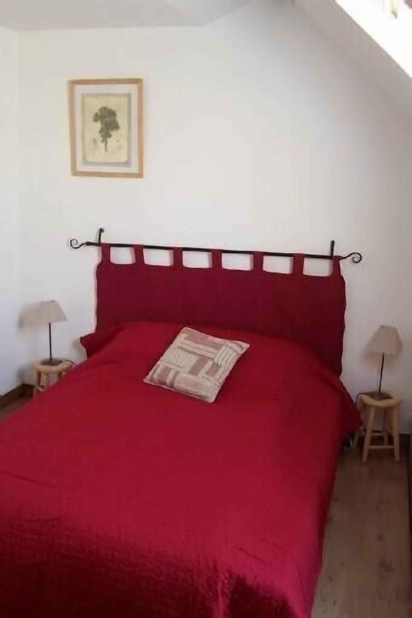 Rustic country house renovated in the heart of the forests