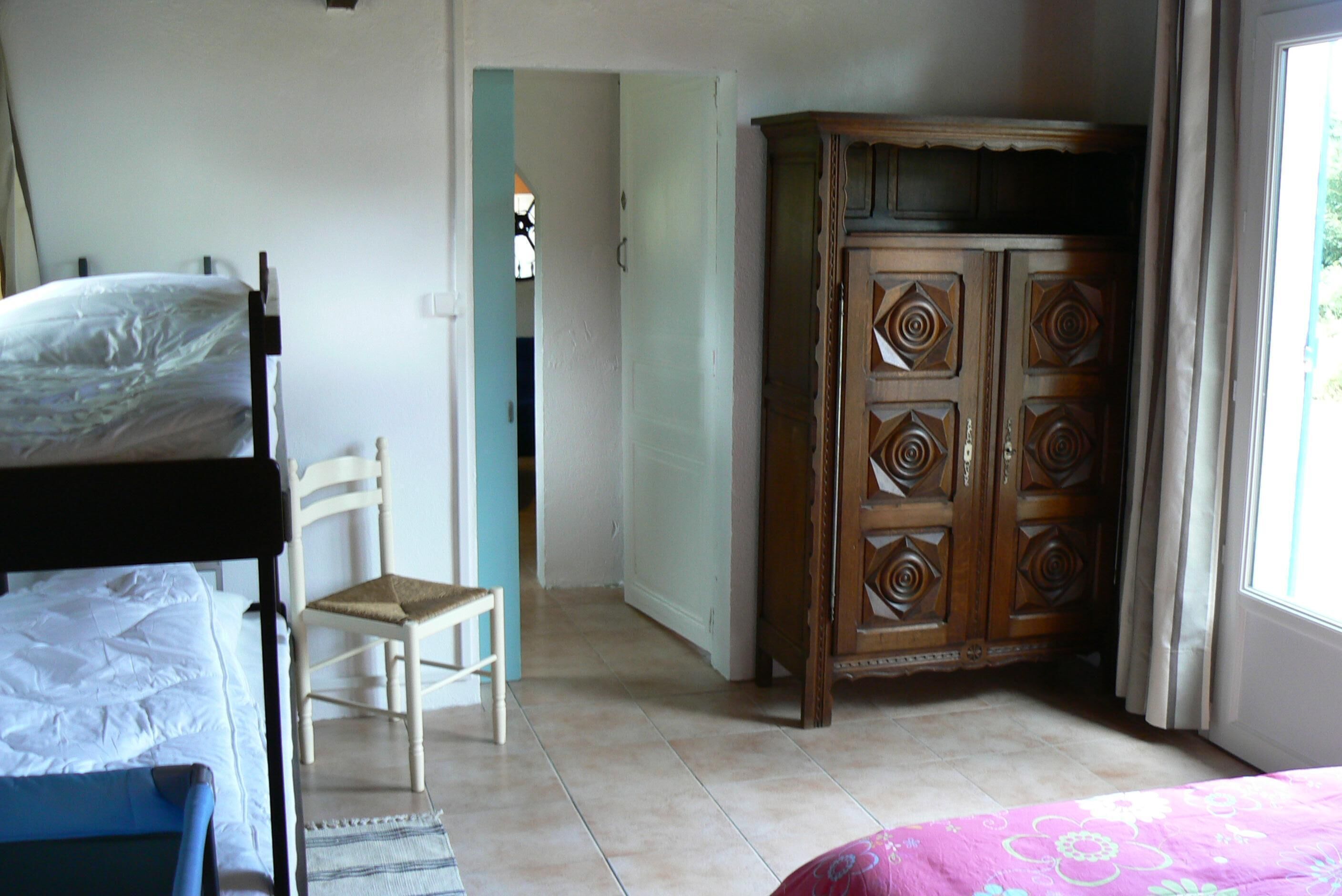 Small house feet in the water at Assérac Penestin / South Brittany Sea