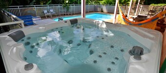 Villa SAFRAN private pool jacuzzi