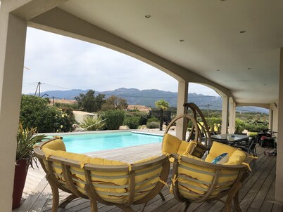 Heated pool - Beaches 2 min - 5 bedrooms - Clim Wifi