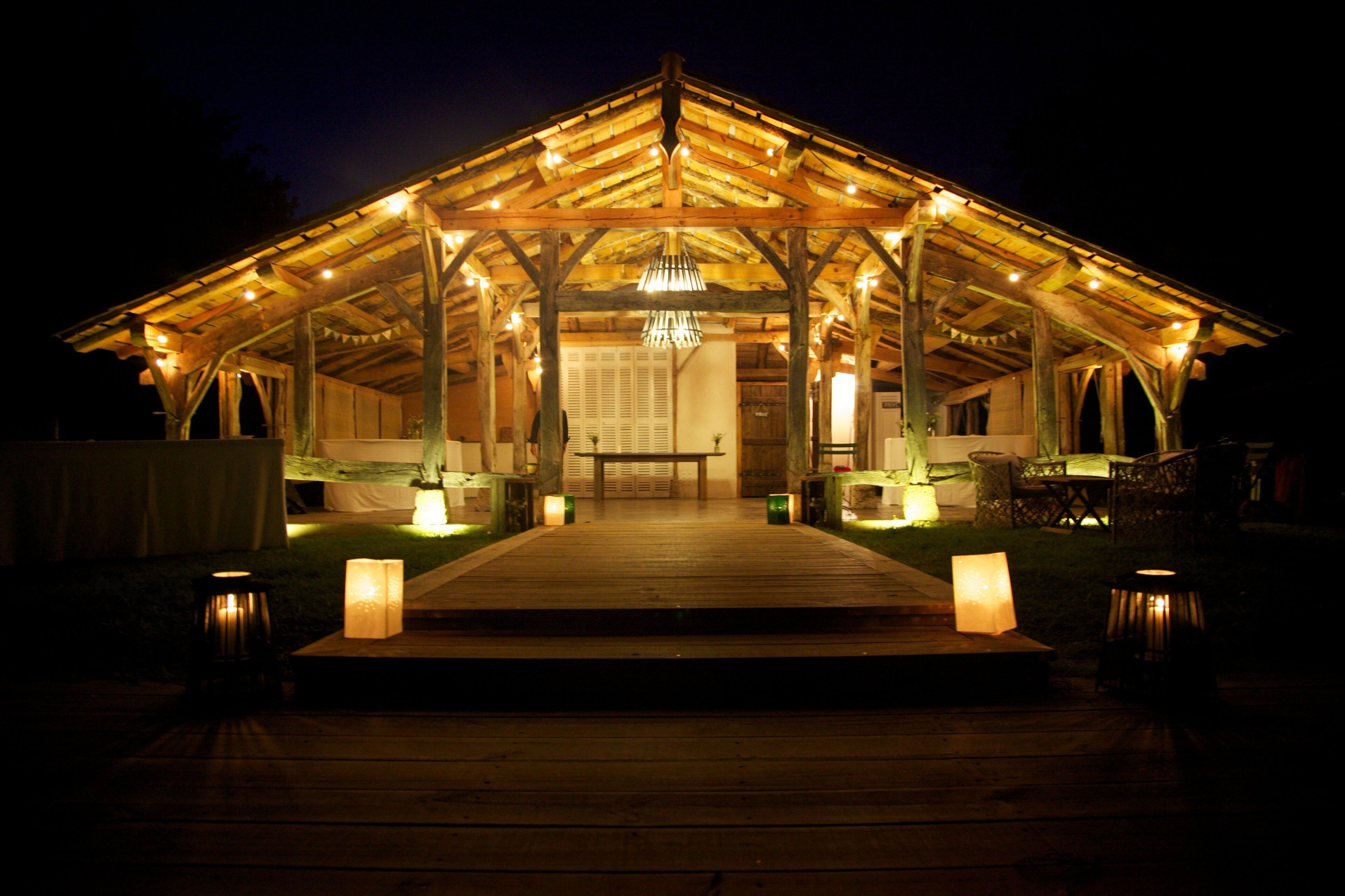 Le Pool House de nuit pour vos soirées