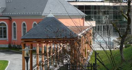 Chalet Appartement T3 lumineux 2 chambres proche ville et pistes ski Peyrelance