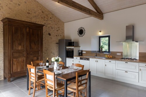 Detached House with Private Pool in the Country in Monpazier, Périgord