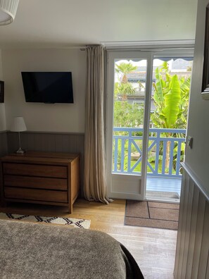 3 Schlafzimmer, Zimmersafe, Bügeleisen/Bügelbrett, WLAN