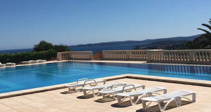 Joli appartement en rez de jardin aux issambres