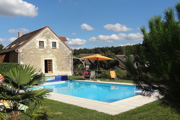 Le gĂźte et l'espace piscine