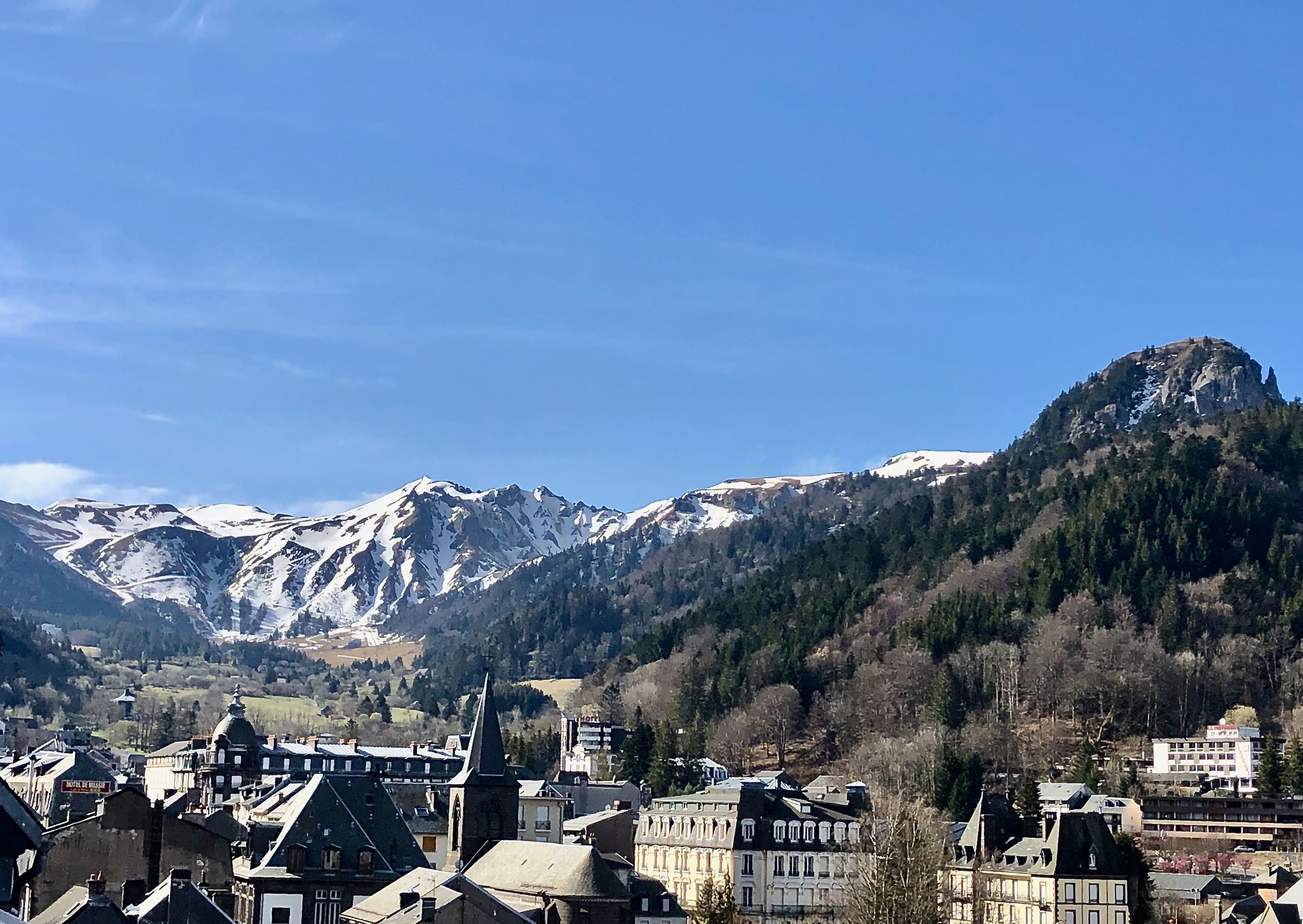 Villa de charme -14 pers -au Mont-Dore-Superbe Vue-Terrasse-Garage
