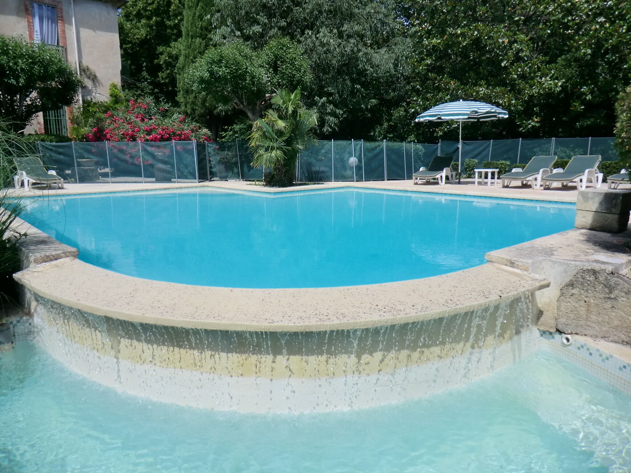 Dom St Pierre du Rebaut - House-park-exceptional pool landscaped near beaches