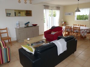 TV, DVD player, stereo