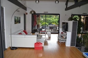 Smart TV, video games, table football, ping pong