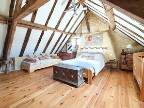 3 Schlafzimmer, Bügeleisen/Bügelbrett, kostenloses WLAN