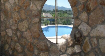 Wonderful country house with private pool