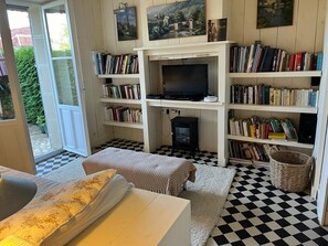 3 bedrooms, iron/ironing board, internet - Adorable country house in the heart of a hamlet overlooking the valley (Authiou)