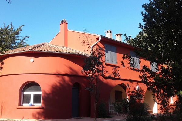 vue du mas façade est