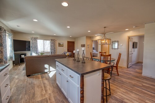 Flagstaff Country Mountain Getaway, Pet Friendly & Family Friendly! 