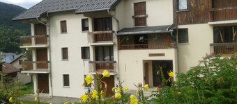 Lelex Monts-Jura à louer studio plein sud et centre de la station
