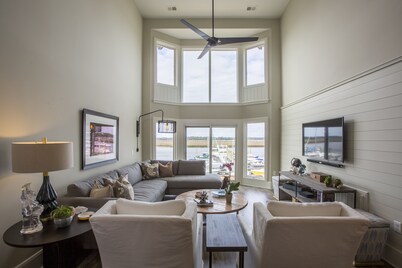 Spectacular Seabrook Island Villa, unlike any other, includes Club access