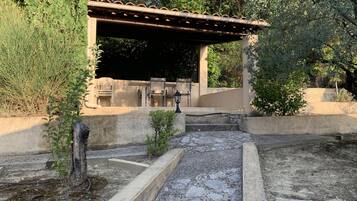 Enceinte de lâhĂ©bergement