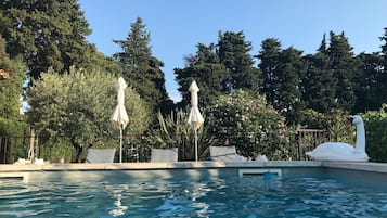Utomhuspool
