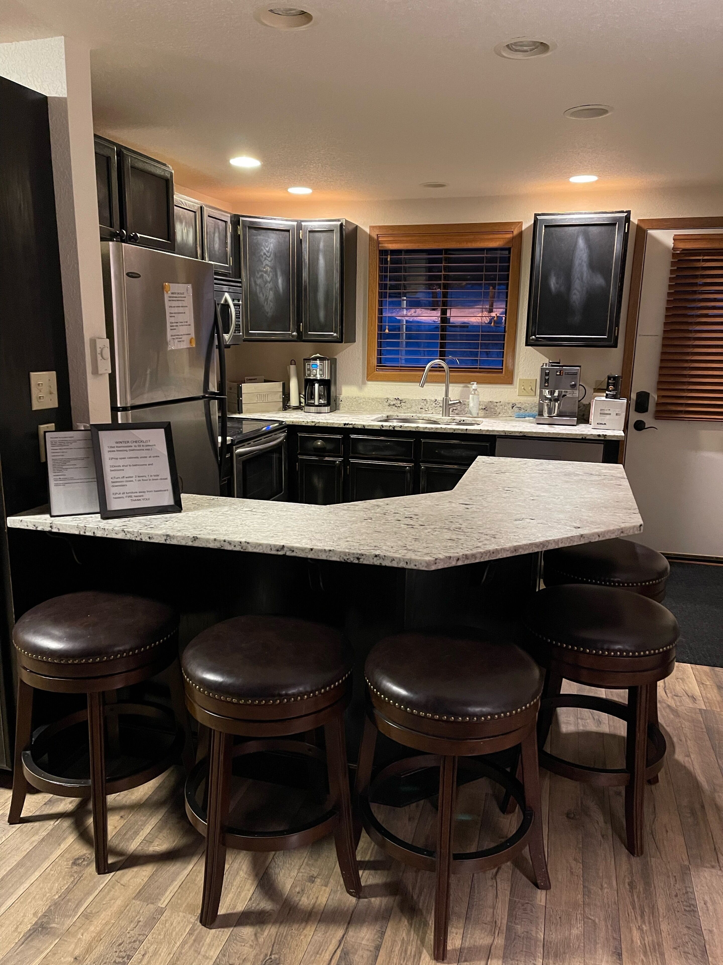 Air conditioned, updated condo with lake view