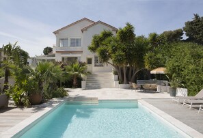 Piscine extérieure, piscine chauffée