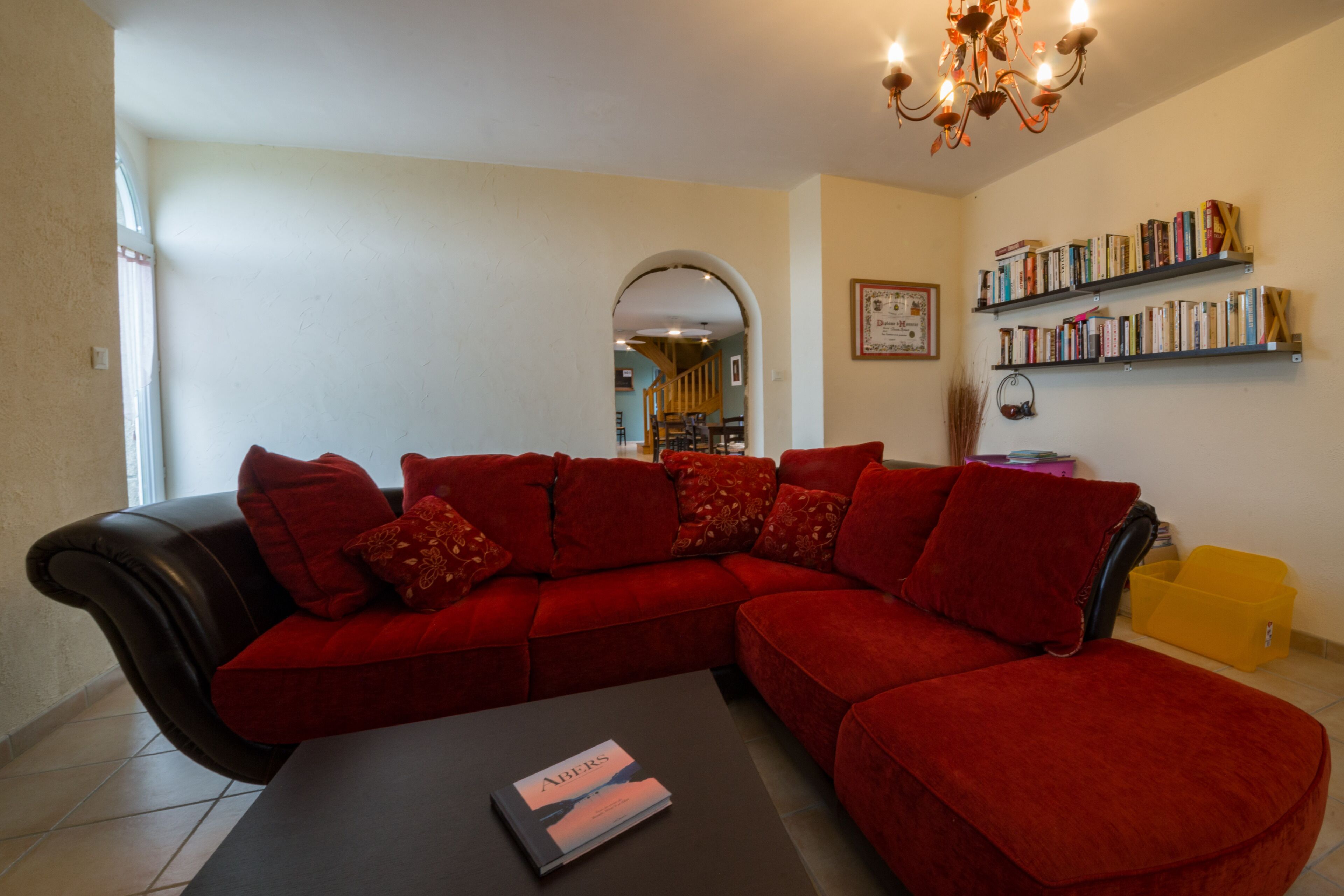 Large country cottage 2 km from the sea