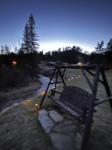 ~ Cozy Creek Side Cabin ~ Nature ~ Peaceful ~ Relax ~Family! 