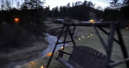 ~ Cozy Creek Side Cabin ~ Nature ~ Peaceful ~ Relax ~Family!