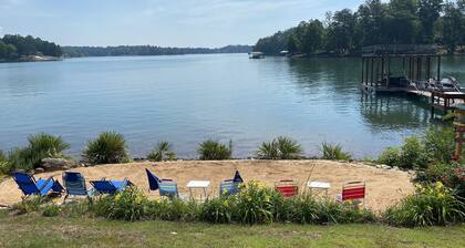 Close to Mountains, Clemson, Asheville, Marina & Best Lake in the Carolinas