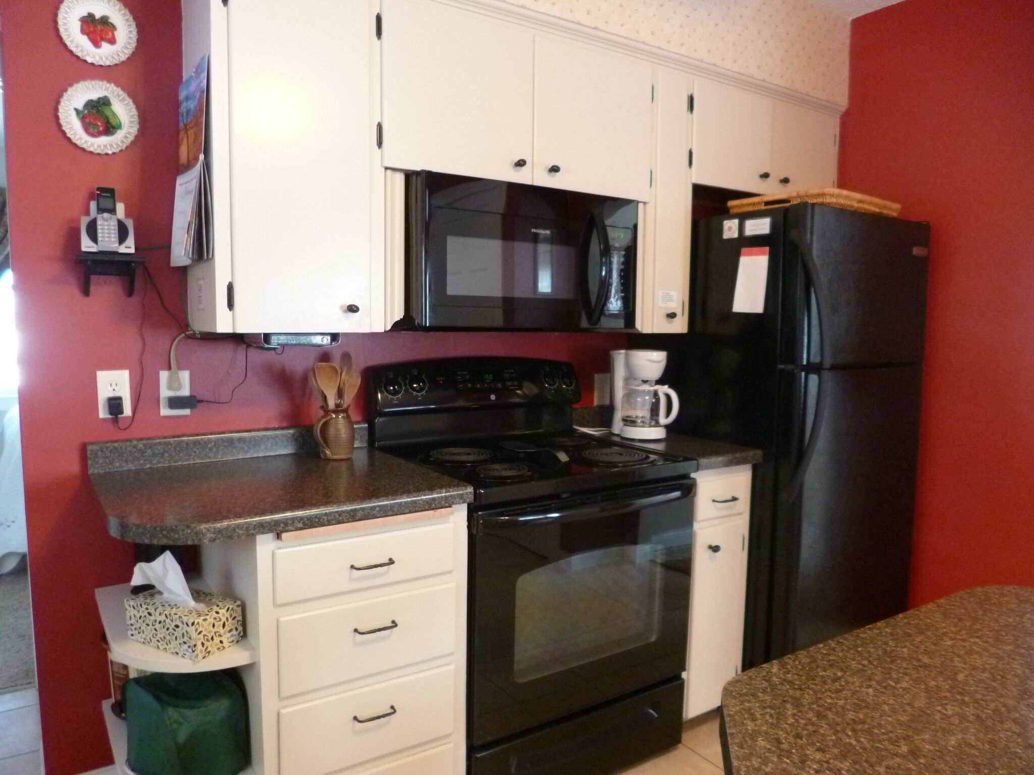 Gather together with family & friends in peaceful country atmosphere.