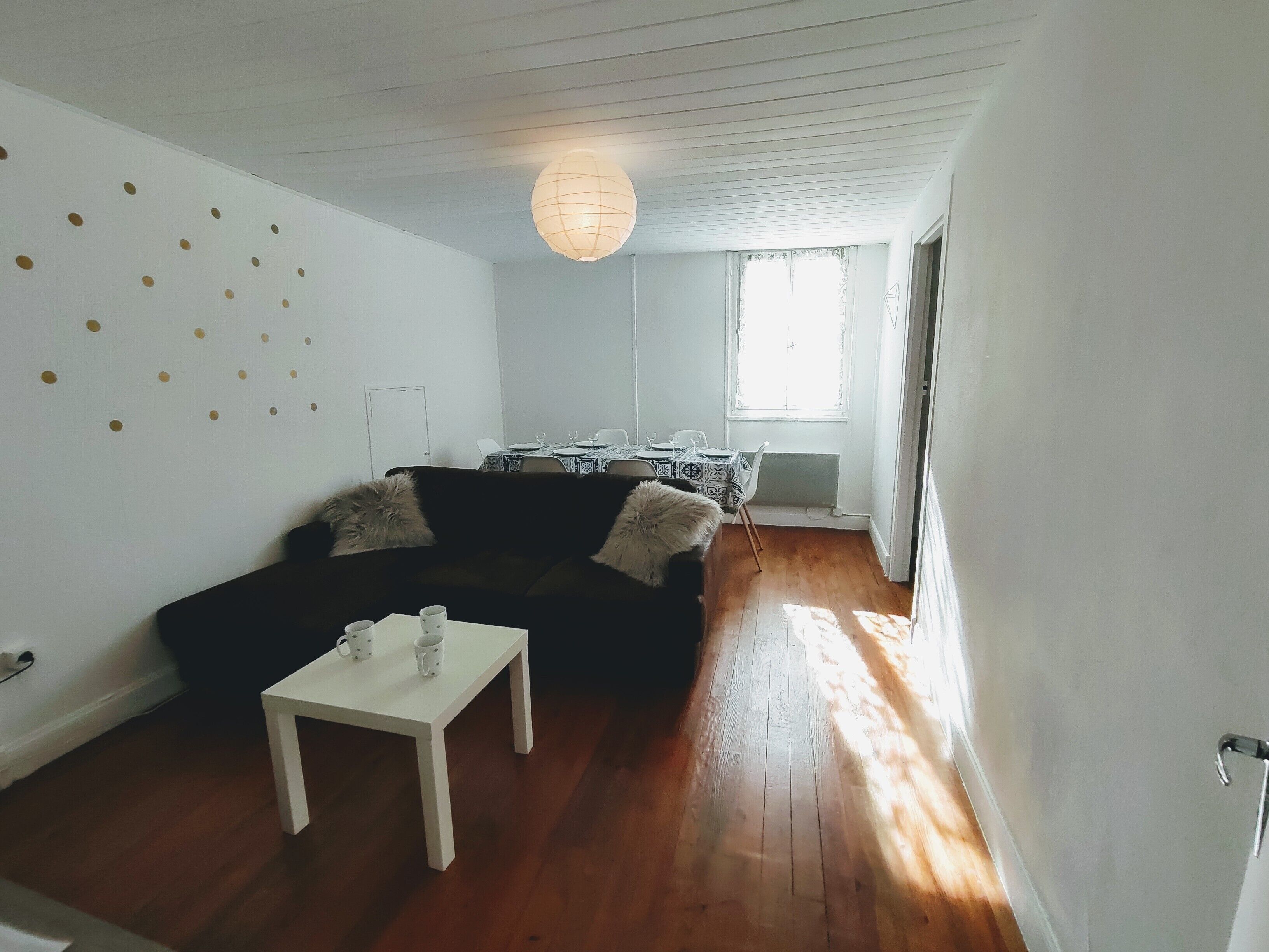 Magnificent pied-à-terre located on the 2nd floor