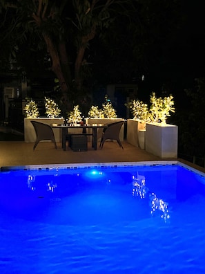 Udendørs pool