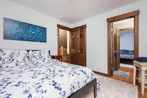 4 bedrooms, iron/ironing board, travel cot, free WiFi