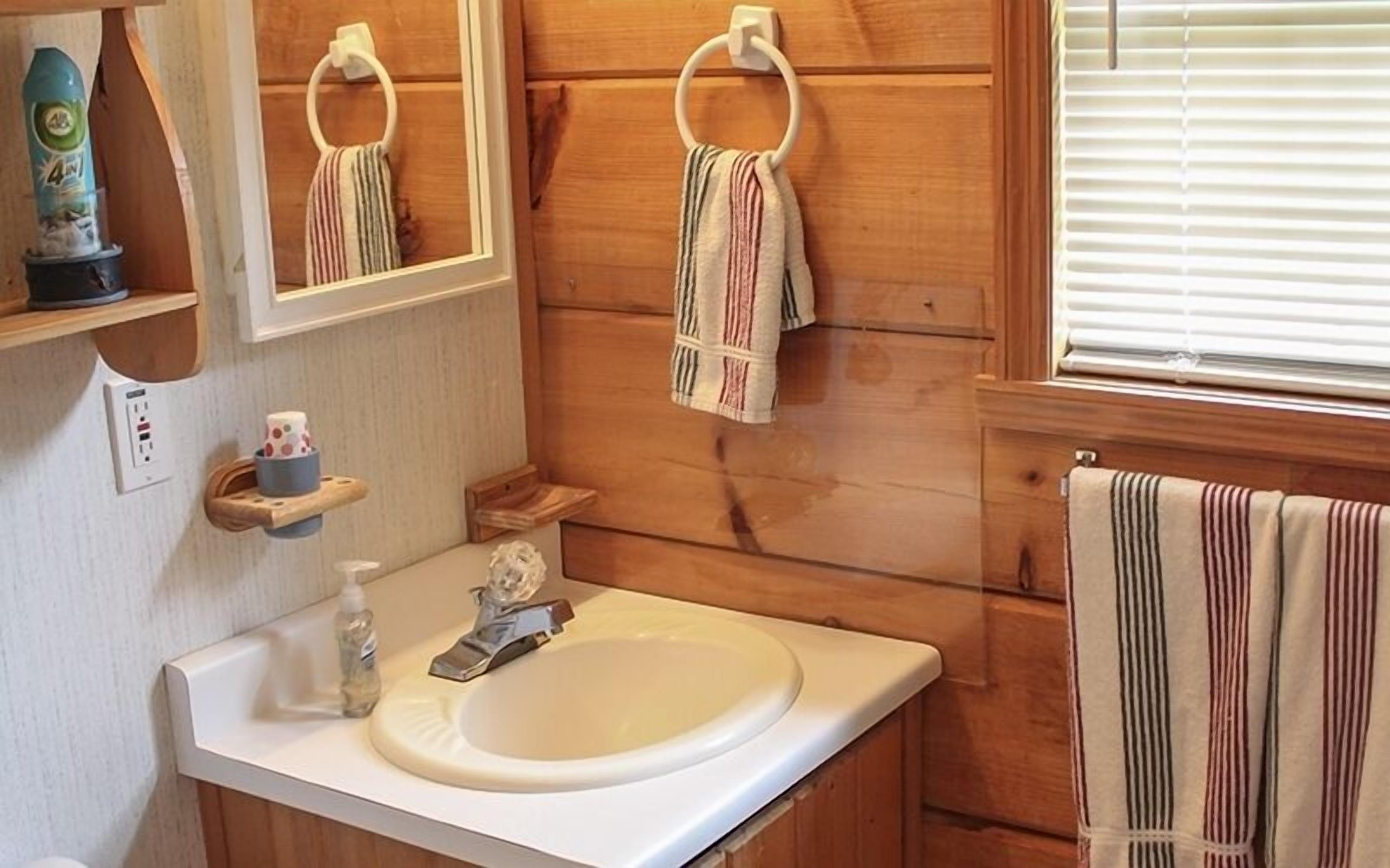 A Peaceful Retreat in the Heart of Maggie Valley