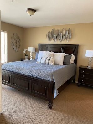 2 bedrooms, WiFi - Kingsview Beachlevel ! #108 special Rates<br>Monthly rates available (Lake Havasu City)