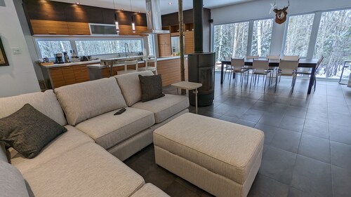 Neo Rustic (Natur, Skifahren, Walbeobachtung, moderner Komfort, Ruhe)