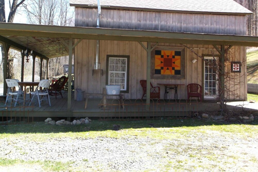 Private, charming cottage