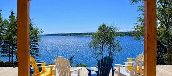 Whitecaps Retreat Beach House