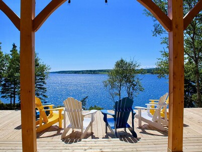 Whitecaps Retreat Beach House