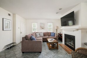 スマートテレビ、暖炉