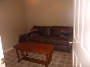 Smart-TV, Kamin, Bücher