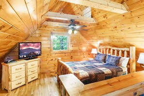 1 bedroom, iron/ironing board, free WiFi, bed sheets - Bear Cove Retreat: Cozy, Pet Friendly Cabin in Quiet Resort - Brand New Hot Tub (Sevierville)
